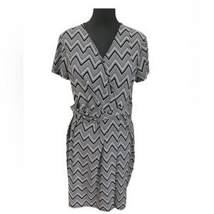 Talbots size large black and white chevron V-neck dress with attached belt.